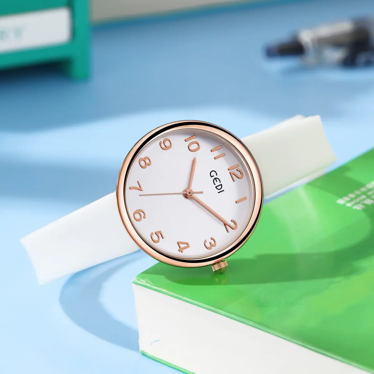 Women's Rose Gold Silicone Watch White Dial — feature 22