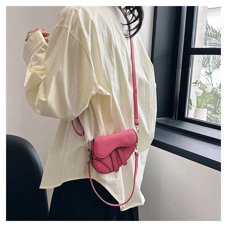 Women's Blue Saddle Crossbody Bag 2023 New — feature 19
