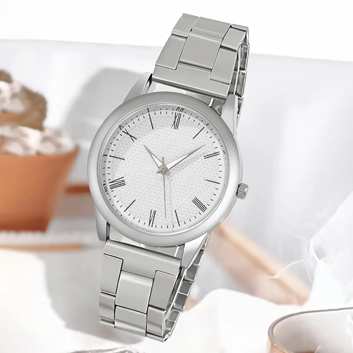Men's Silver Alloy Quartz Watch with Chain Strap - Image 3
