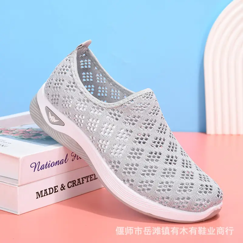 Old Beijing Cloth Shoes Summer Mesh Shoes Women's Breathable Mesh Casual Shoes for Middle-aged and Elderly People Non-slip Soft-soled Mother Shoes Slip-on - Image 6