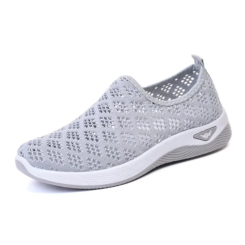 Old Beijing Cloth Shoes Summer Mesh Shoes Women's Breathable Mesh Casual Shoes for Middle-aged and Elderly People Non-slip Soft-soled Mother Shoes Slip-on - Image 3