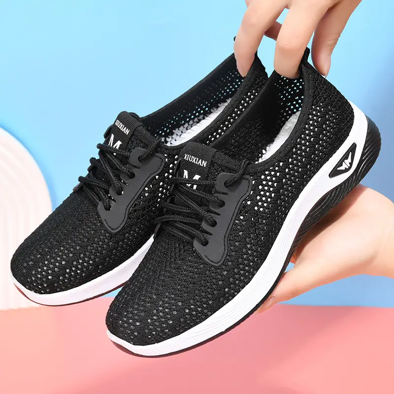 Summer Mesh Shoes Women's Breathable Mesh Thin Middle-aged and Elderly Mother Shoes Non-slip Soft-soled Casual Sports Old Beijing Cloth Shoes - Image 5