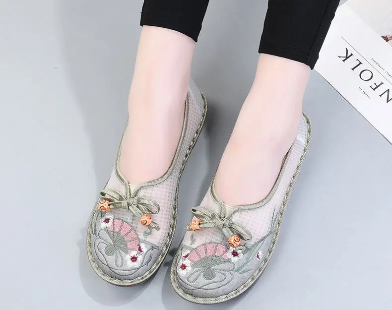 Old Beijing Cloth Shoes Summer New Mesh Breathable Comfortable Mother Shoes — feature 15