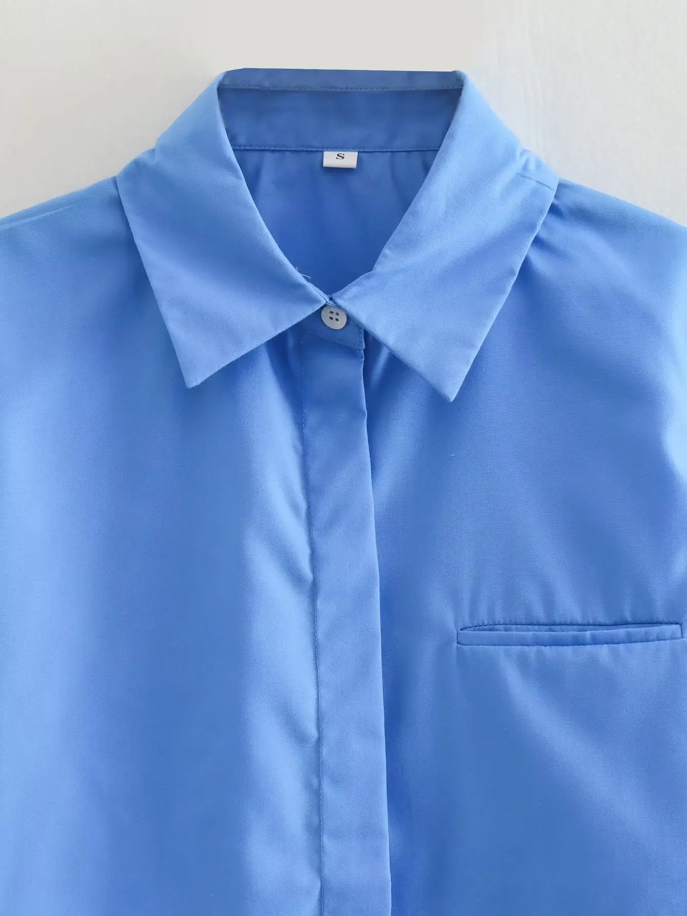 Women's White Lapel Shirt with Gray Pants 2023 — feature 10