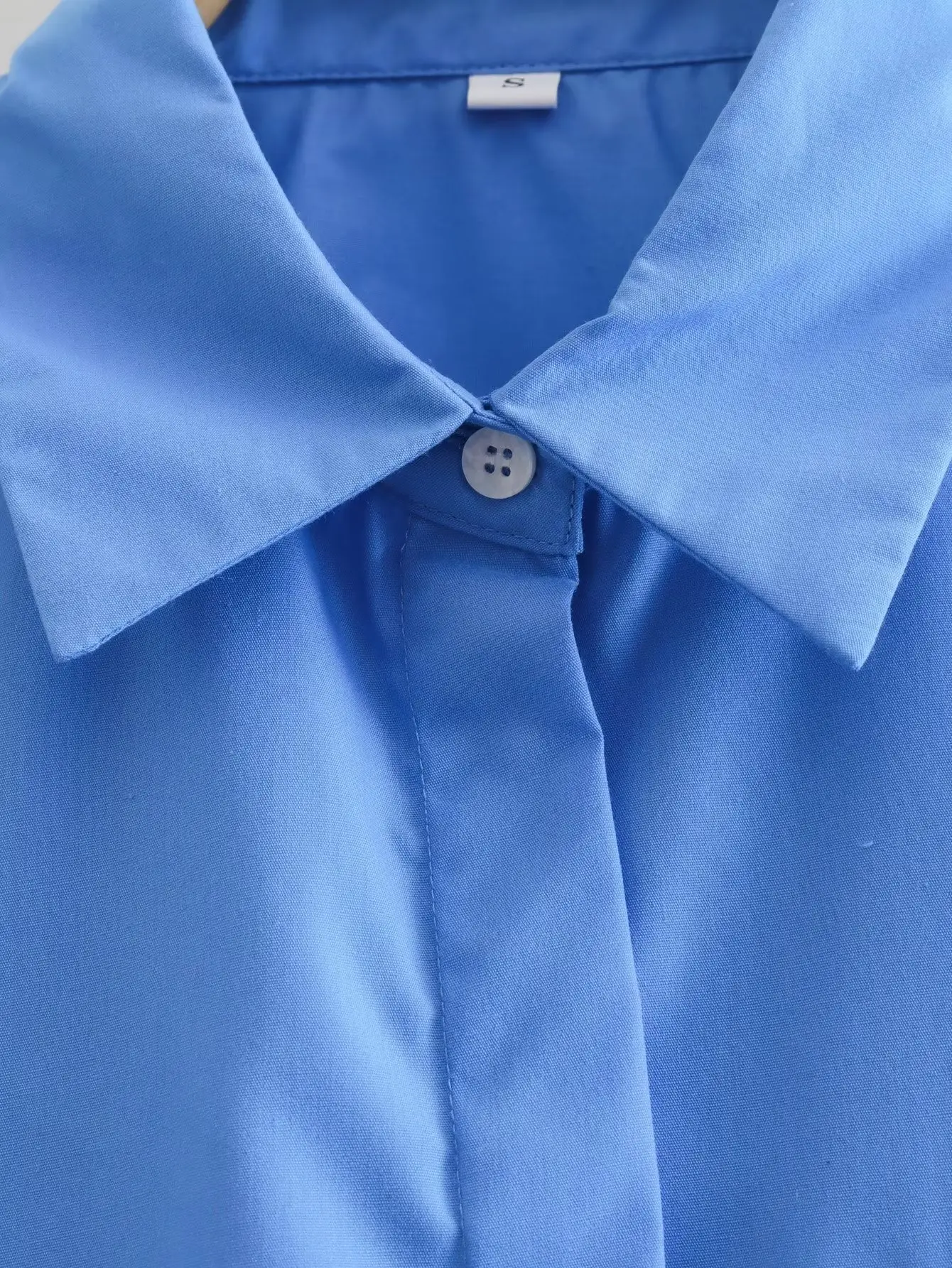 Women's White Lapel Shirt with Gray Pants 2023 — feature 14