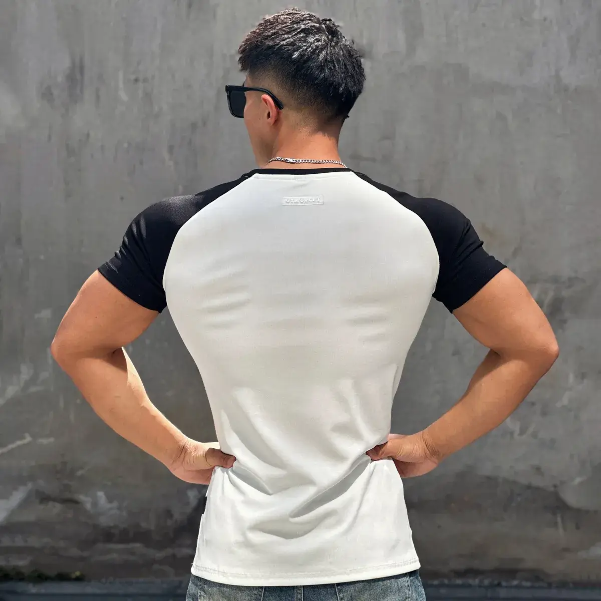 Men's Muscle Sports Semi-Tight Stretch T-Shirt White Black - Image 8