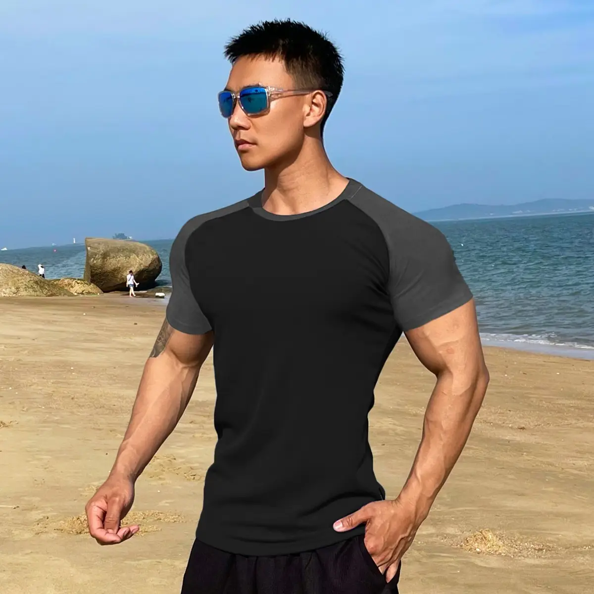 Men's Muscle Sports Semi-Tight Stretch T-Shirt White Black — feature 15