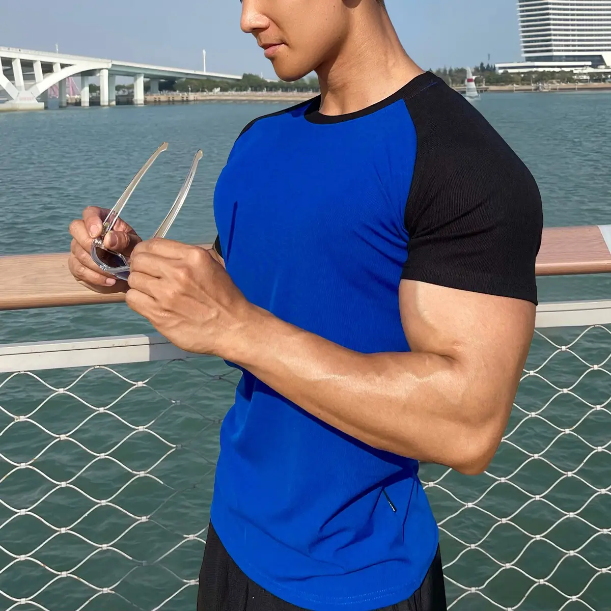Men's Muscle Sports Semi-Tight Stretch T-Shirt White Black — feature 24
