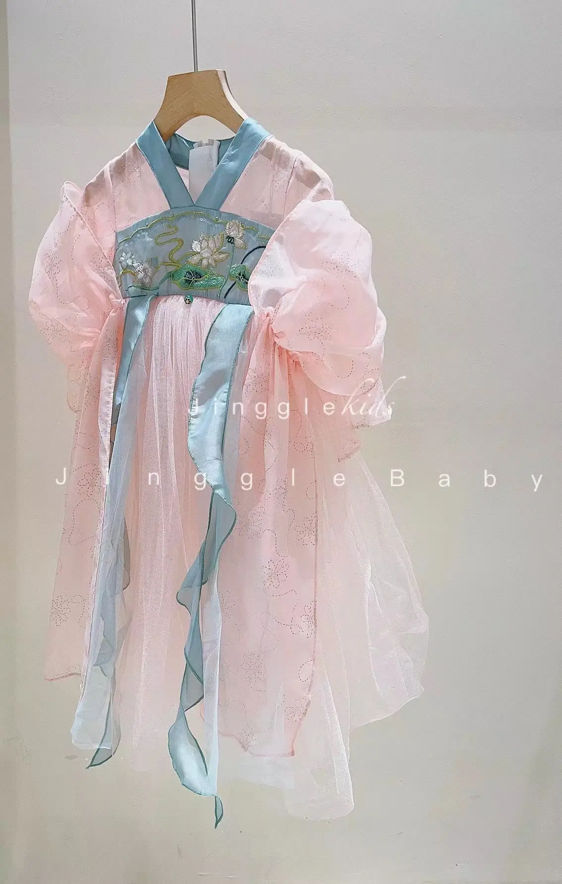 24 Summer New Nine-Quality Hanfu Embroidery Girl Costume with Shawl — feature 12