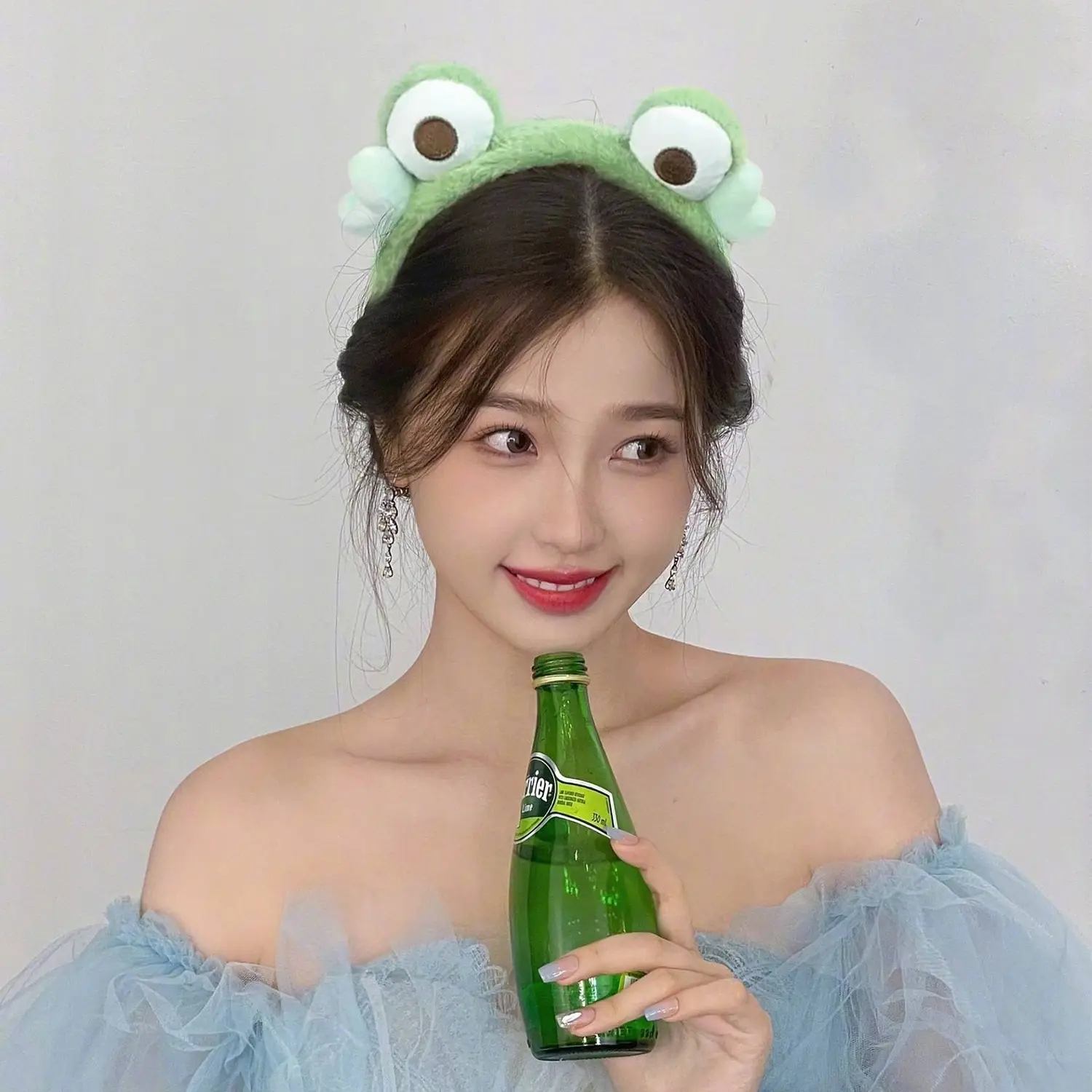 Cute Plush Frog Hair Band for Women — feature 2