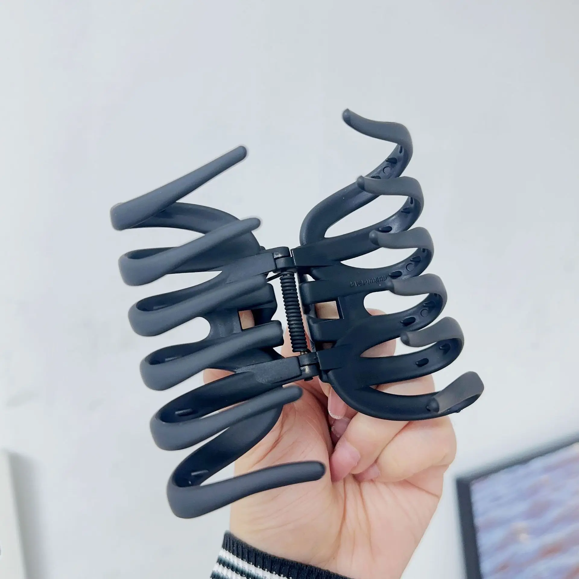 Korean Style Hairpin for Girls Large Back of Head Clip — feature 14