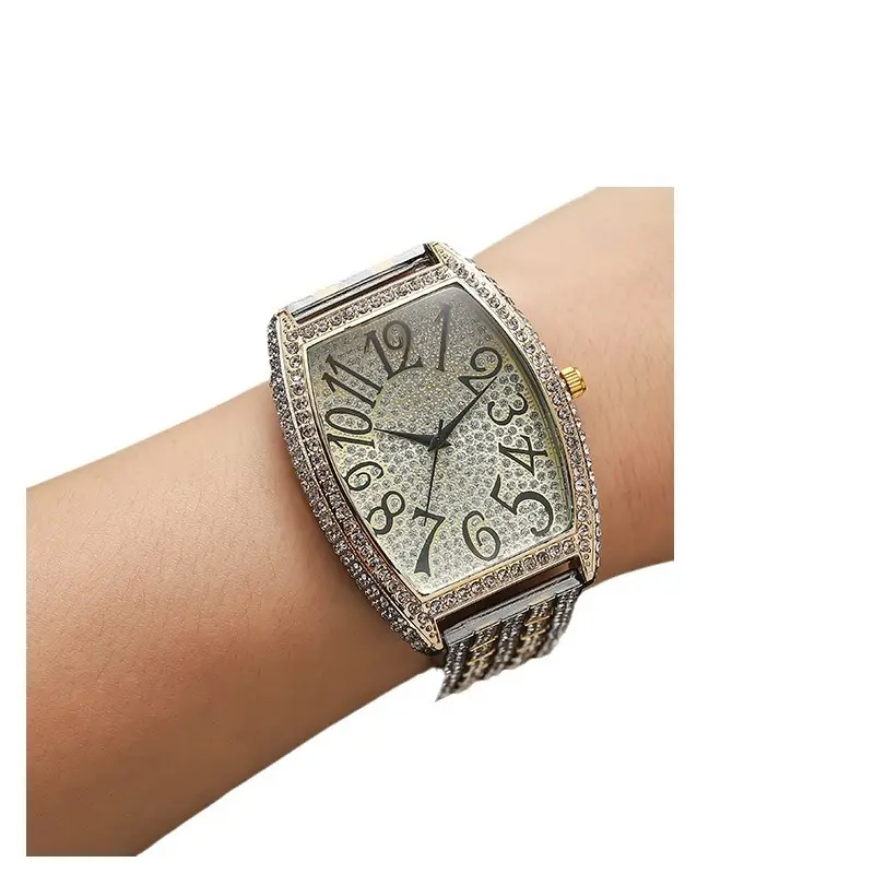 Gold Full Diamond Women's Quartz Watch Large Dial - Image 9