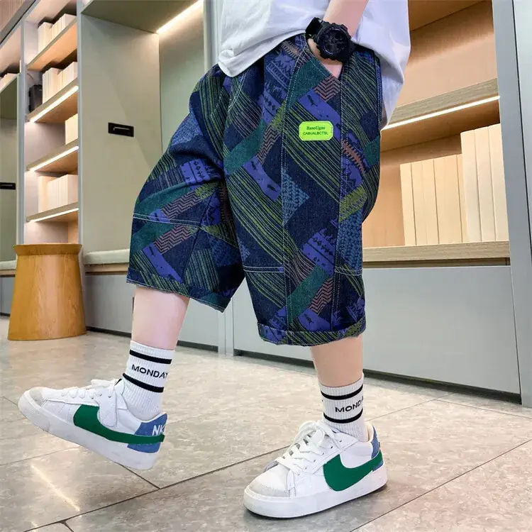Children's Denim Pants Large Summer Wear - Image 6