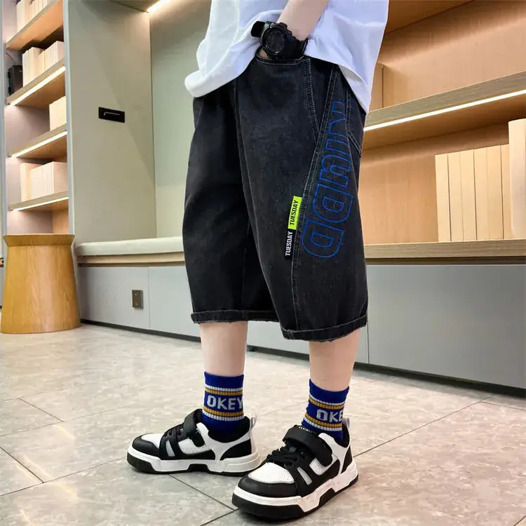 Children's Denim Pants Large Summer Wear - Image 7