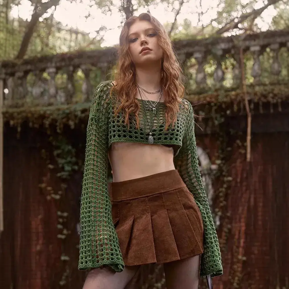 Green Hollow Crewneck Sunscreen Blouse for Women - Image 5