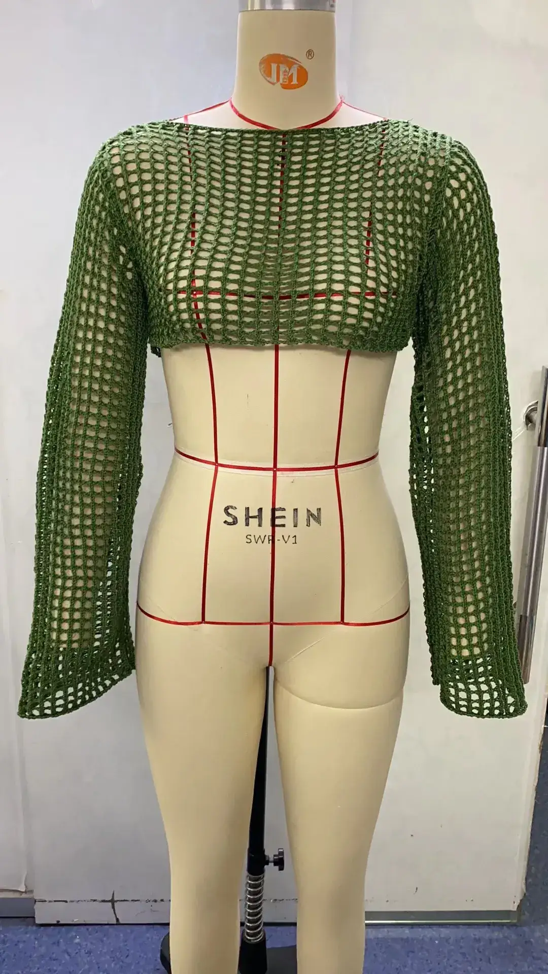 Green Hollow Crewneck Sunscreen Blouse for Women — feature 8