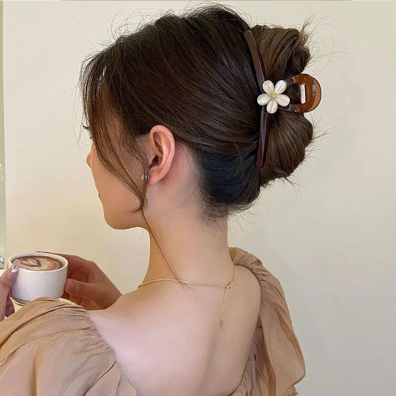 Elegant Pink Flower Hair Clip for High Ponytail - Image 11