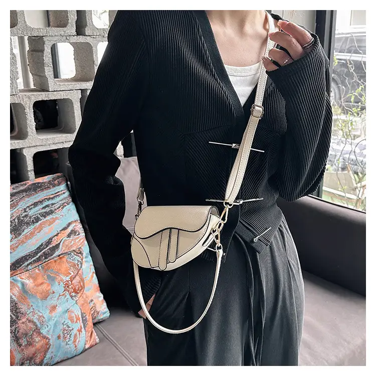2023 Crossbody Bags Women Pure Color Pu Saddle — feature 14