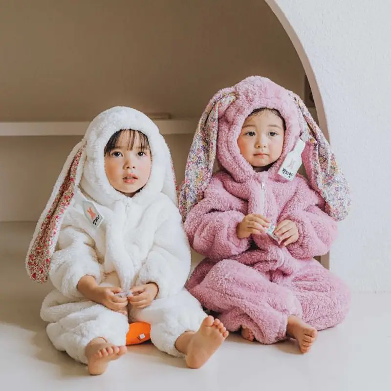 New Ins Baby Plush Hoodie for Men Women White — feature 3