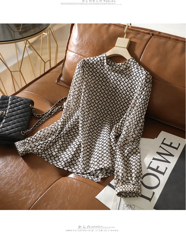 Slim Printed Silk Shirt with Double Heavy Neckline — feature 23