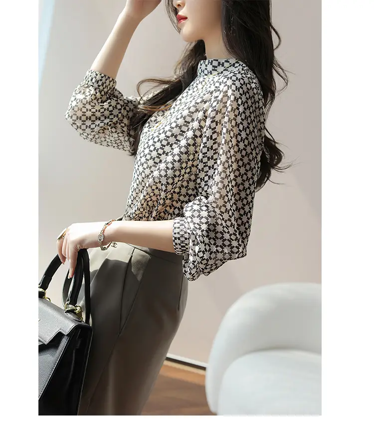 Slim Printed Silk Shirt with Double Heavy Neckline — feature 6