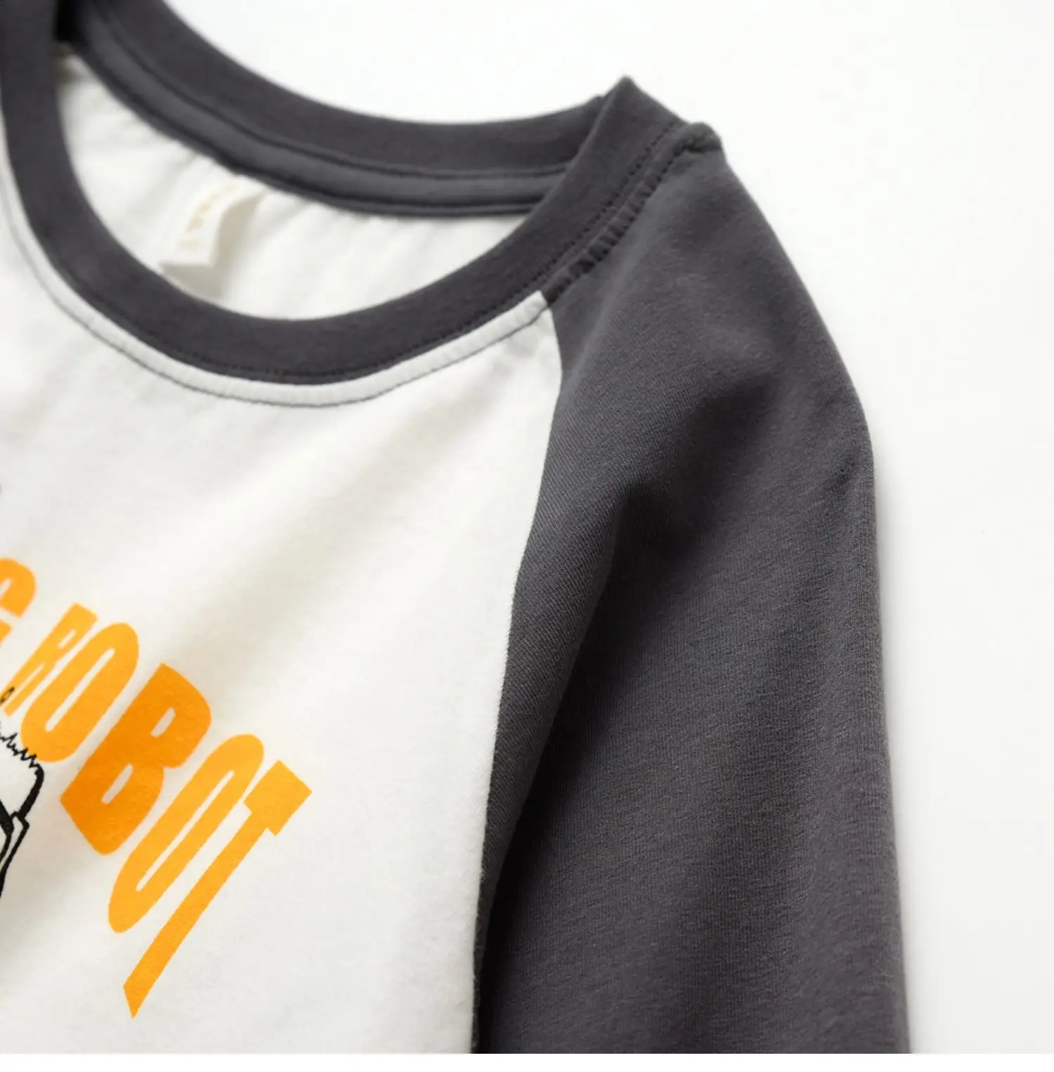 Children Raglan Long Sleeve T-Shirt White Black Large — feature 15