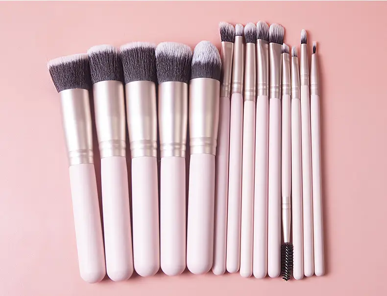 5-Piece Makeup Brush Set for Blending & Contouring — feature 10