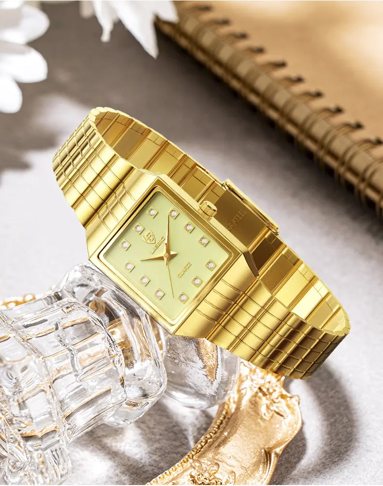 Luxury Gold Diamond Watch for Men Women — feature 24