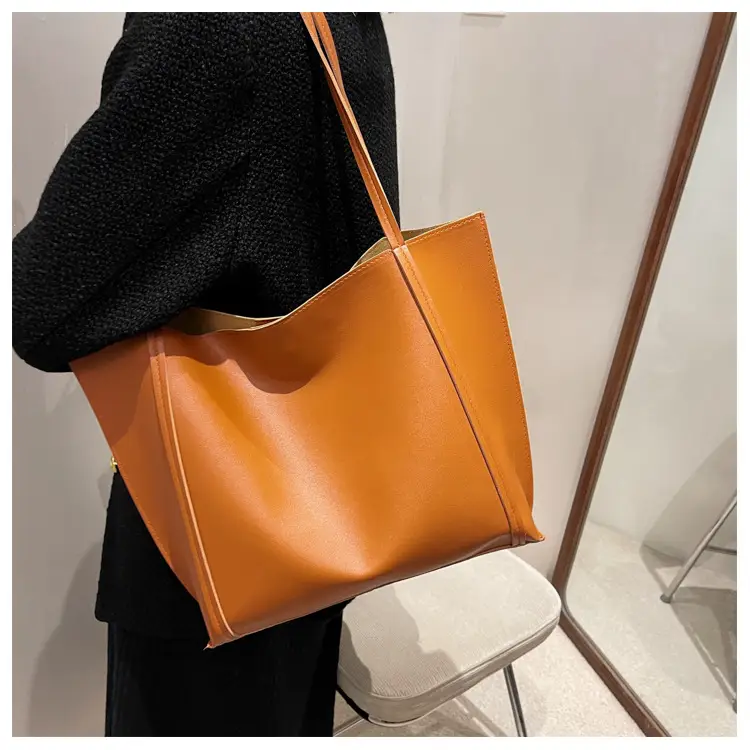 Large Capacity Beige Women's Tote Bag 2023 — feature 18