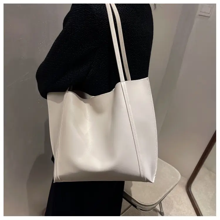 Large Capacity Beige Women's Tote Bag 2023 — feature 27