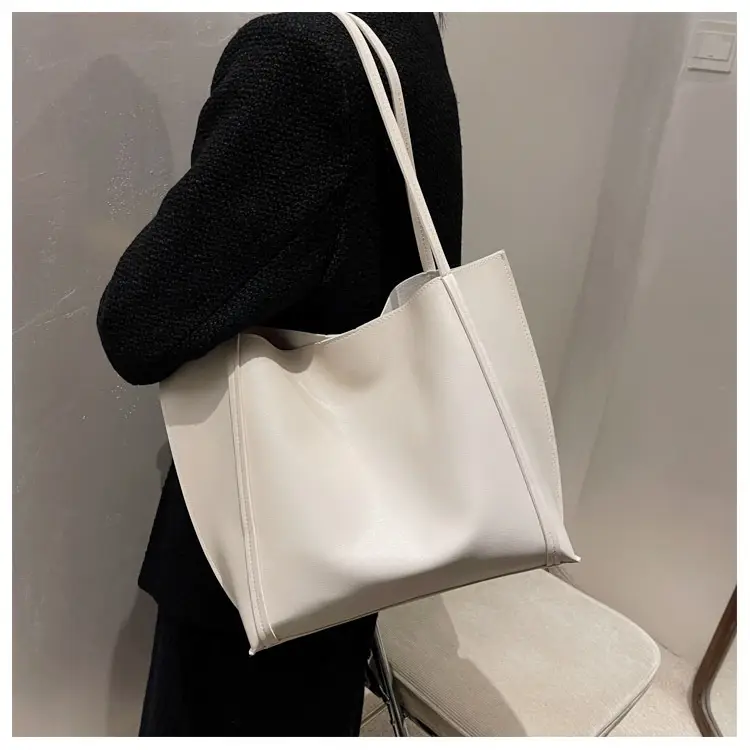 Large Capacity Beige Women's Tote Bag 2023 — feature 9