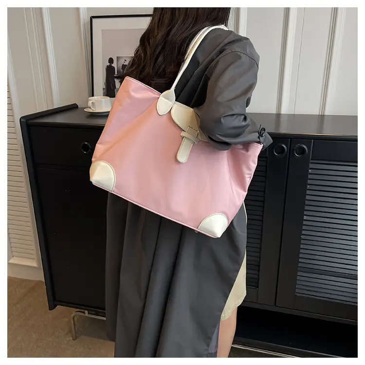 Women's Large Capacity Shoulder Bag Cream Brown Leather — feature 12