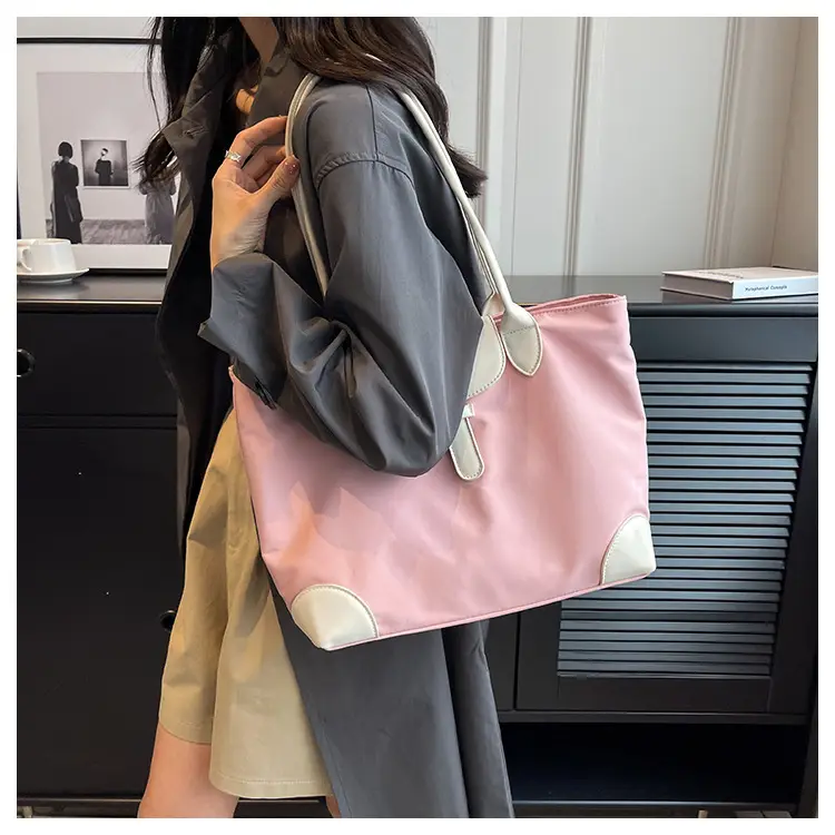 Women's Large Capacity Shoulder Bag Cream Brown Leather — feature 13