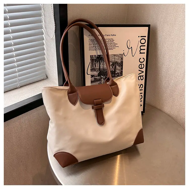 Women's Large Capacity Shoulder Bag Cream Brown Leather — feature 21