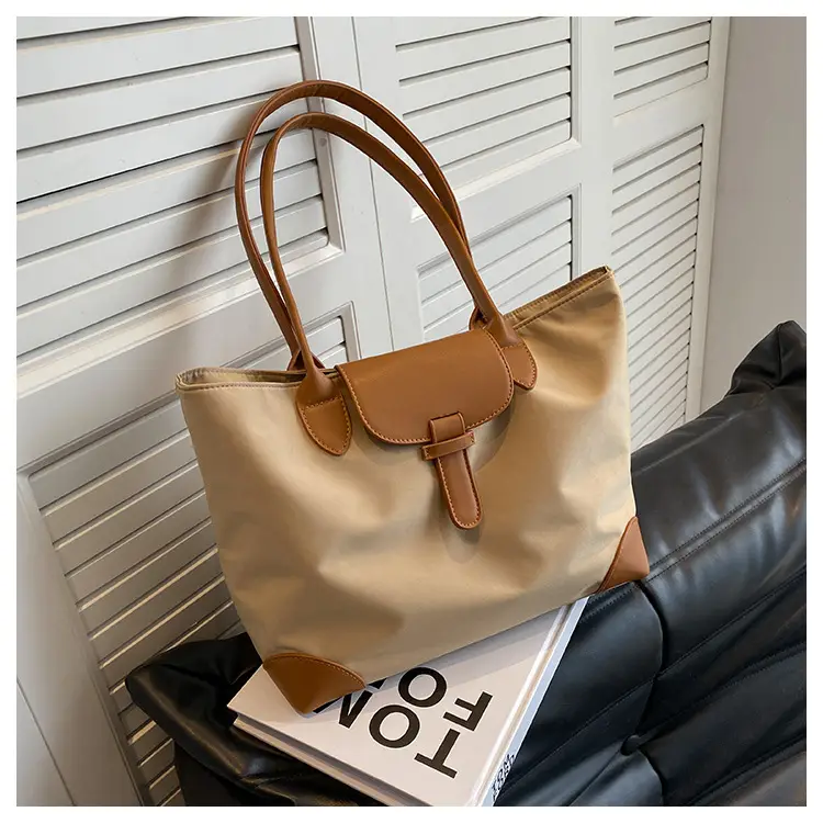 Women's Large Capacity Shoulder Bag Cream Brown Leather — feature 27