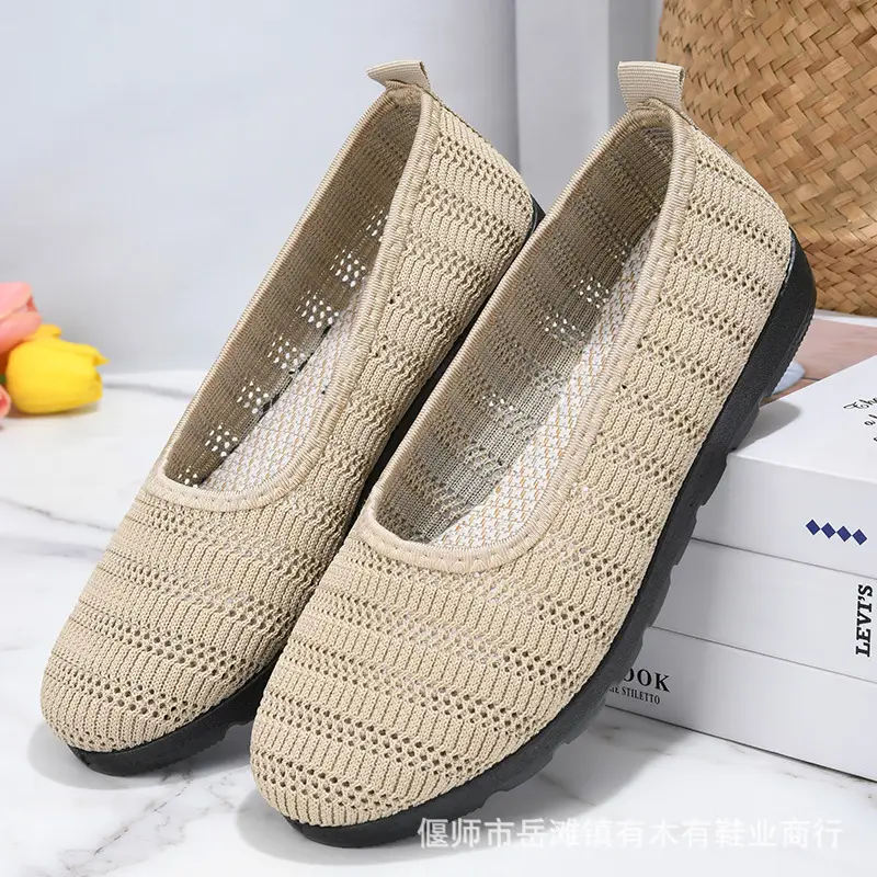 Old Beijing Cloth Shoes Women's Summer Mesh Surface Breathable Middle-aged Comfortable Moms Shoes Flat Slip-on Mesh Shoes for Grandma