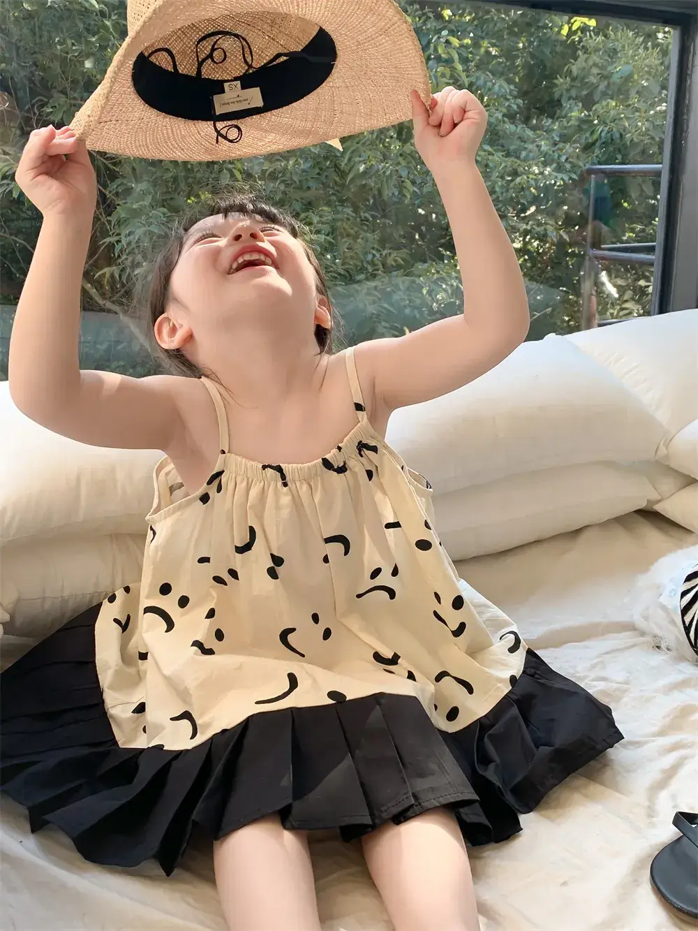 Girls Summer Korean Style Smiley Top Dress — feature 1