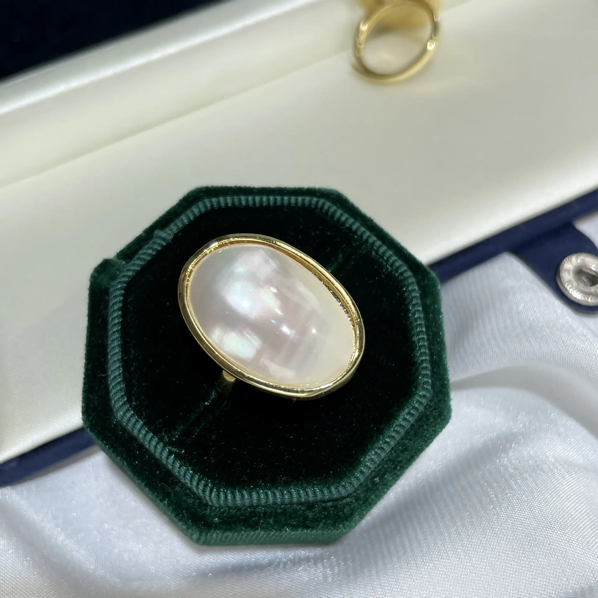 Natural Pearl Ring Blue White European American Luxury Hand Jewelry for Women — feature 9
