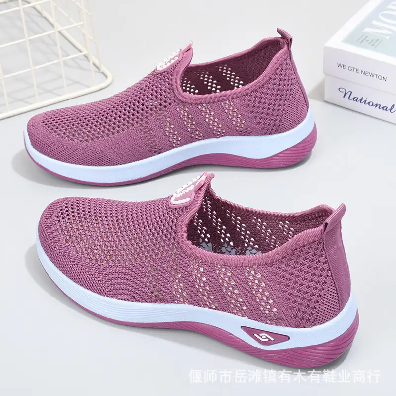 Old Beijing Cloth Shoes Women's Summer Middle-aged and Elderly Casual Shoes Hollow Mesh Breathable Non-slip Soft Sole Slip-on Shoes for Mothers - Image 5