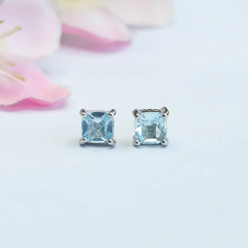 Swiss Blue Square Topaz Earrings S925 Silver — feature 4