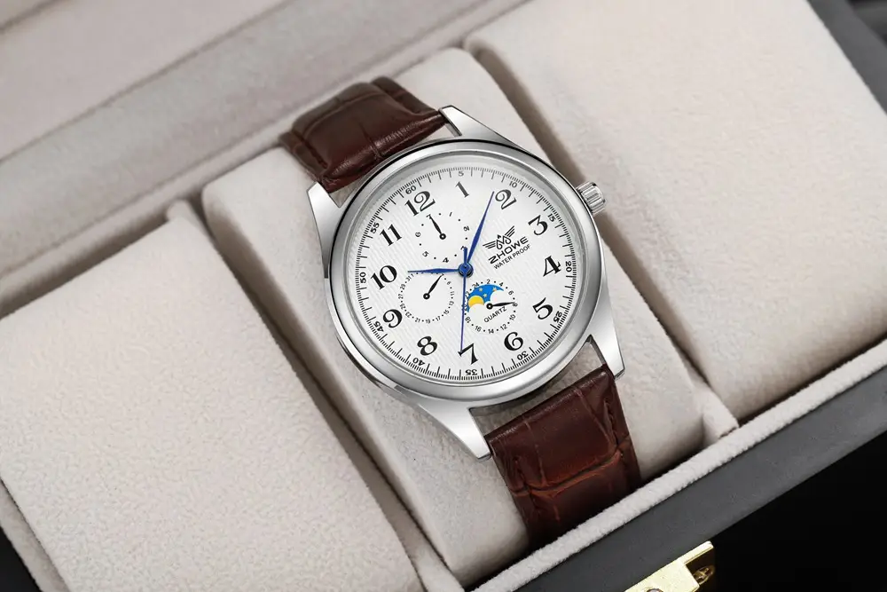 Digital All-match New Decorative Three-eye Six-pin Couple Quartz Watch — feature 15