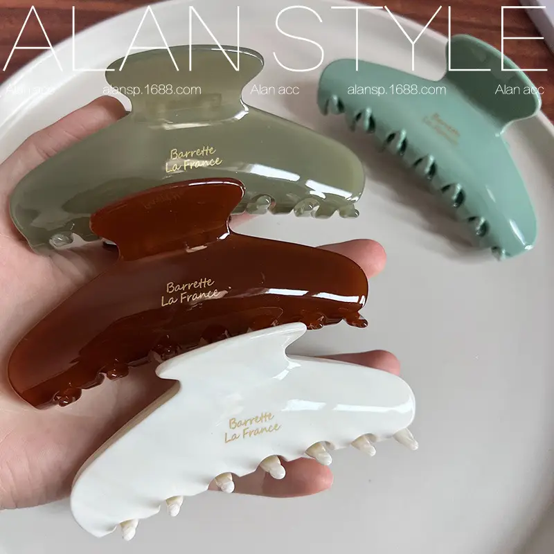 Alan Style Hair Clip with 6 Pads for Easy Application — feature 8