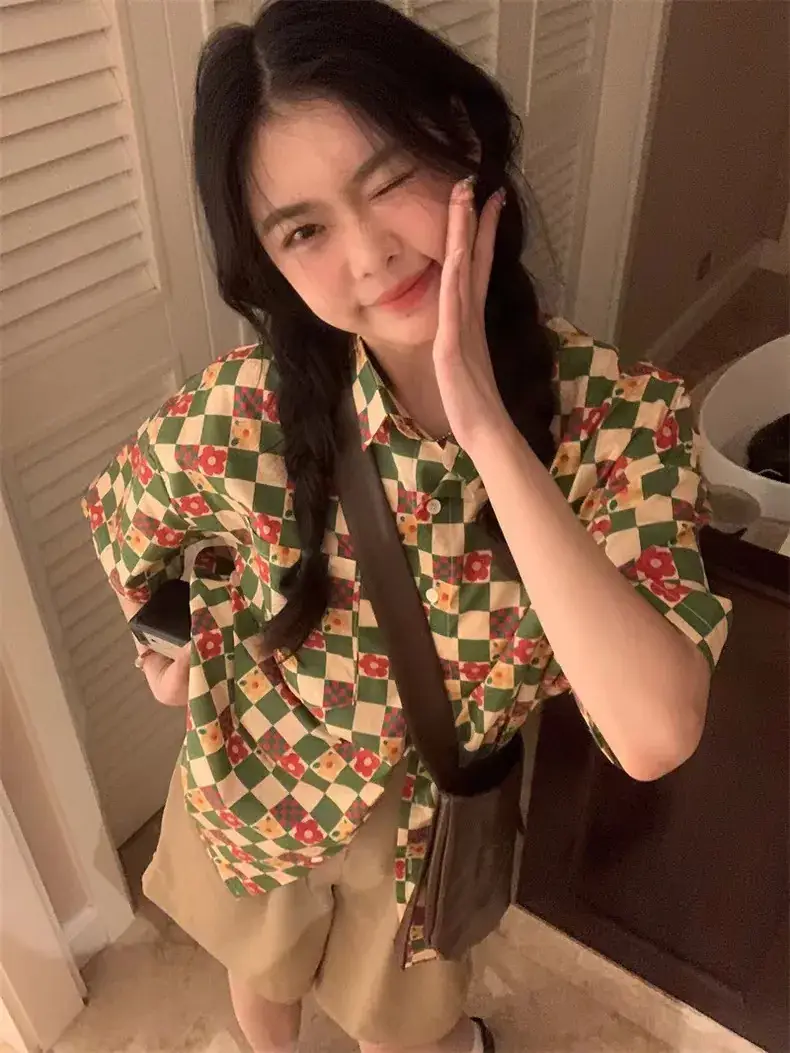 Women's Retro Hong Kong Style Printed Shirt Short Sleeve Pastoral — feature 12