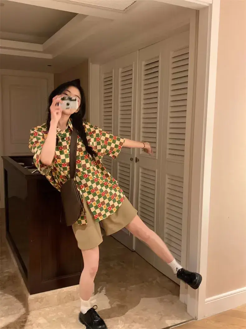 Women's Retro Hong Kong Style Printed Shirt Short Sleeve Pastoral — feature 14