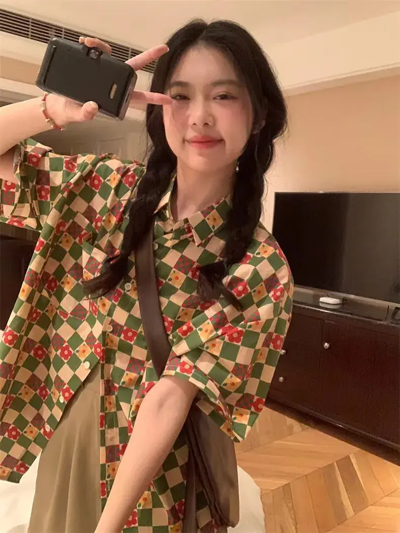 Women's Retro Hong Kong Style Printed Shirt Short Sleeve Pastoral — feature 19