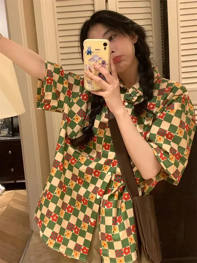 Women's Retro Hong Kong Style Printed Shirt Short Sleeve Pastoral — feature 5