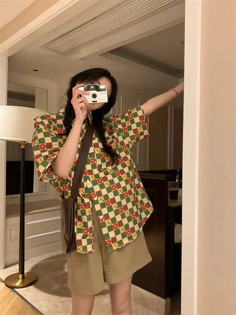 Women's Retro Hong Kong Style Printed Shirt Short Sleeve Pastoral — feature 7