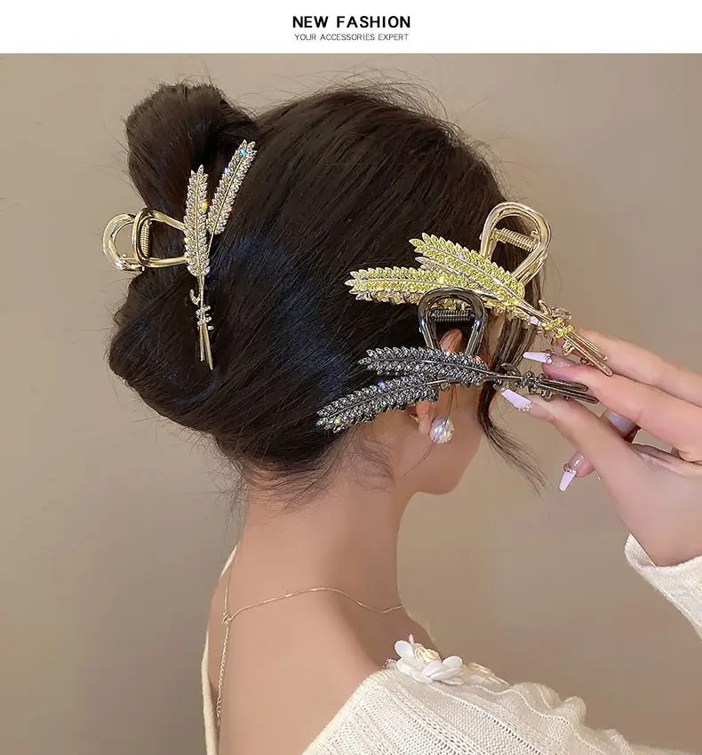 Women Hair Clip with Rhinestones & High End Design — feature 1