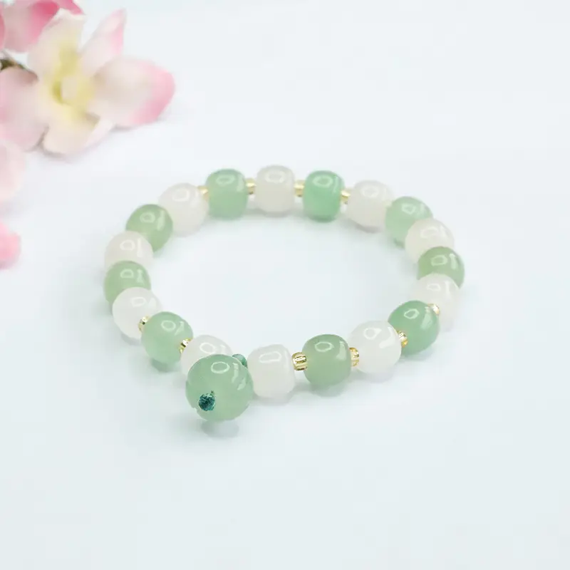 Jade Bracelet with Old Style Beads for Women — feature 4