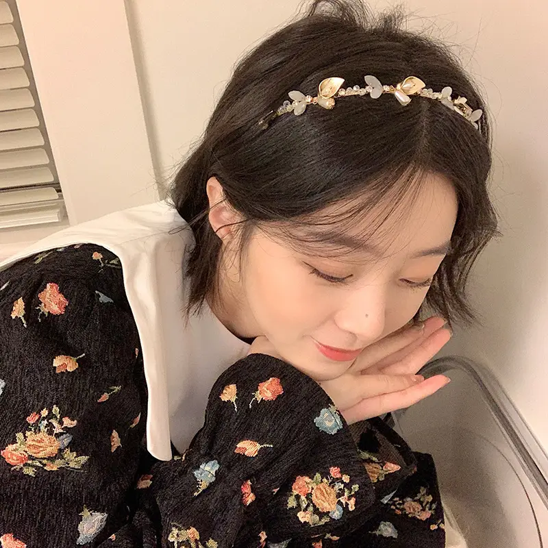 Pearl Hairband with Rhinestones for Women